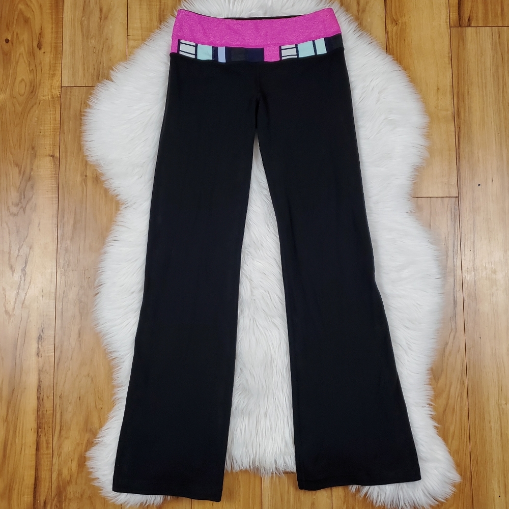Lululemon Groove Reversible Yoga Pants - Picture 2 of 11